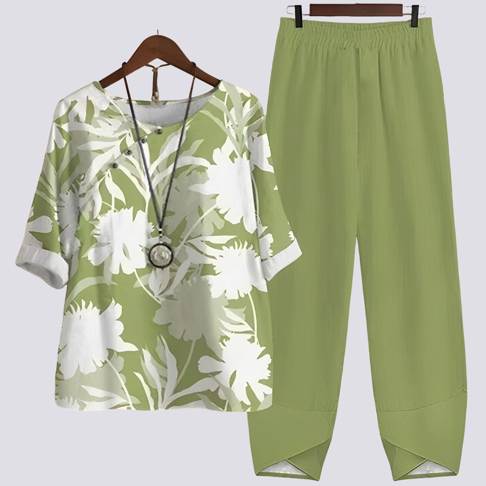 Jodie - Stylish, comfortable set with print for women