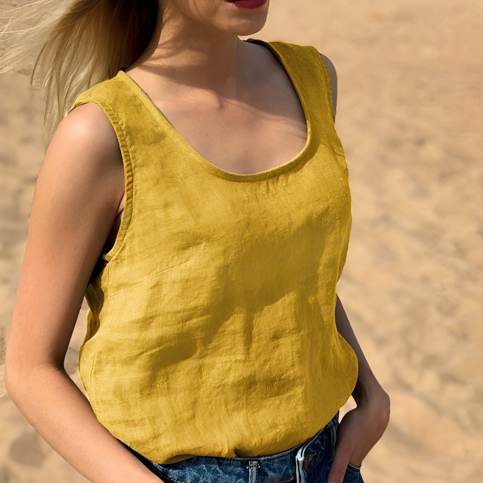 Margaret - Simple sleeveless top for women