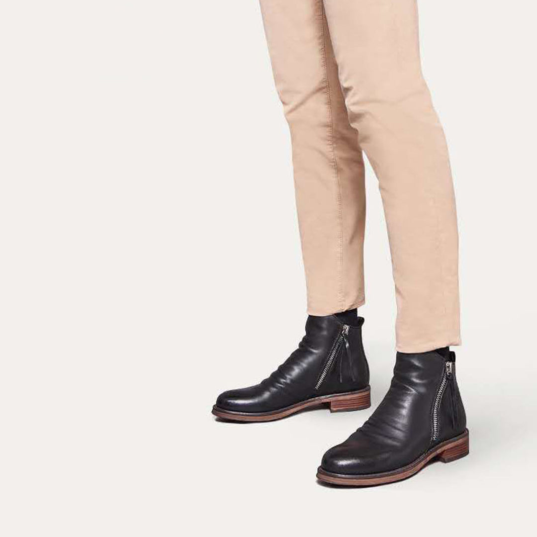 Hugo – Durable zippered boots for men