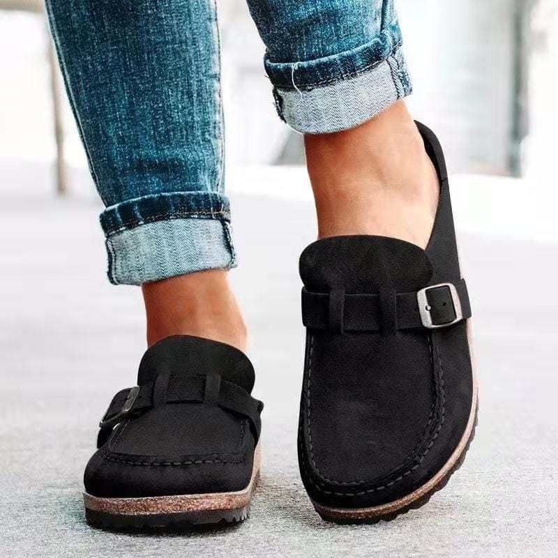 Leah – Loafers with Buckle Detail