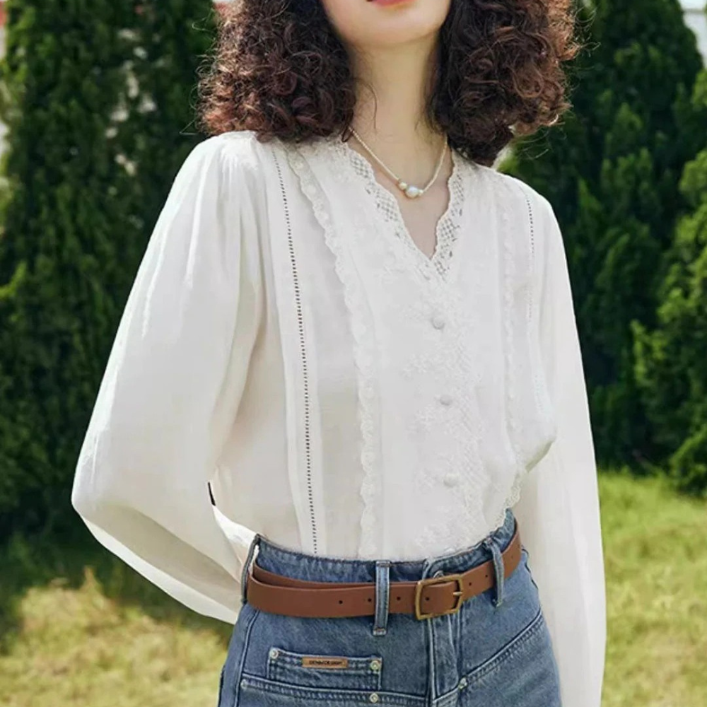 Vintage White Lace Blouse